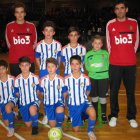 Ponferradina alevín, foto superior izquierda, Ponferradina benjamín, foto superior derecha, Cuatrovientos alevín, izquierda y Cuatrovientos benjamín, derecha.