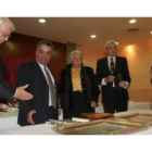Cristóbal Halffter, Chema Sarmiento, Marita Caro y Luis del Olmo fueron reconocidos anoche amigos de