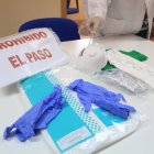 A los dos pares de guantes de los kits se les suma ahora uno más