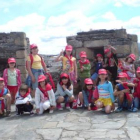 Algunos de los niños que participan en el campamento urbano.