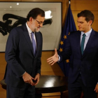 Rajoy y Rivera, al inicio de la reunión que mantuvieron el pasado 3 de agosto en el Congreso.