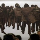 Esta pieza del artista Juan Genovés se considera uno de los símbolos de la Transición.