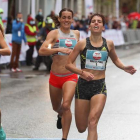 Marta García, a la izquierda, finalizó tercera la prueba madrileña. DAVID FERNÁNDEZ