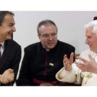 Rodríguez Zapatero, durante la entrevista privada que mantuvo con el Papa en El Prat