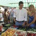 Pedro Sánchez y su esposa, Begoña Fernández, en Mojácar.