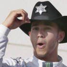 Lewis Hamilton, en lo más alto del podio de Austin, tras ganar el GP de EEUU.