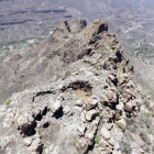 Estructuras prehispánicas existentes en uno de los riscos del macizo de Amurga. EFE