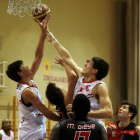Sergio Martínez (i) no podrá tener la ayuda de Lazo (5) en el juego interior del Agustinos Leclerc.