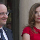François Hollande y Valérie Trierweiler, en el Elíseo, en mayo.