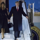 Trump y Melania llegan a Orly