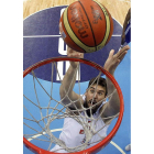 Marc Gasol lanza a canasta en un lance del partido.