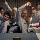 Imagen de la serie 'Pulseras rojas', la serie catalana que emocionó a Steven Spielberg.