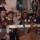 Participantes en el Filandón de Val de San Lorenzo.