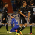 Iago Díaz tuvo las mejores ocasiones del conjunto blanquiazul, pero los defensas y el portero del equipo olívico evitaron su tercer tanto de manera consecutiva. L. DE LA MATA