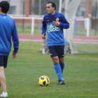 Iván Pérez entrenó ayer con normalidad para sorpresa de muchos, pues no se esperaba que llegase a ti