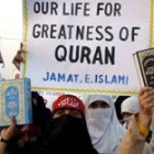 Miles de manifestantes protestaron ayer en Pakistán por la supuesta profanación del Corán
