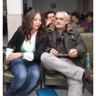 Helena Castellano y Antonio Vega en la asamblea del 22 de marzo.