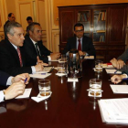 Prada, Gutiérrez, Rajoy, el interventor del Ayuntamiento, Gabriel Menéndez, Navarro y su asesora.