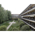Vista exterior de una de las zonas de habitaciones del ala oeste del hostal San Marcos. JESÚS F. SALVADORES