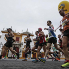 El maratón de Sevilla reunió a cerca de 14.000 participantes.