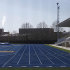 La pista de atletismo de la ULE abre mañana sus puertas con la inauguración oficial. FERNANDO OTERO