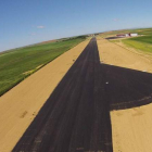 Imagen captada por un dron del Aeródromo de Los Oteros que estará operativo para el mes de agosto