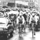 La Vuelta a España en su salida de Ponferrada en la edición del 2001