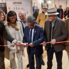 Revilla, Llorente y otras autoridades en la apertura del evento leonés en Santander. DL