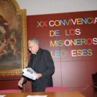 El obispo de León, Julián López, en las convivencias del pasado año.