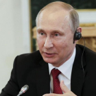 El presidente ruso, Vladimir Putin, durante su entrevista con los presidentes de 10 grandes agencias de prensa internacionales.