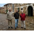 Esteban Salvadores, José Luis Nieto y Amando Salvadores. DL