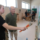 El pintor Antonio López comenzó ayer los Talleres de Verano organizados por Cian-m. L. DE LA MATA
