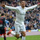 Cristiano Ronaldo celebra uno de sus cuatro goles frente al Celta de Vigo. LUCA PIERGIOVANNI