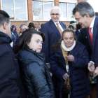 Juan Martínez Majo felicita las fiestas a los usuarios y trabajadores de Cosamai. MARCIANO