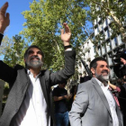 Jordi Sànchez y Jordi Cuixart, tras declarar en la Audiencia Nacional por un delito de sedición.
