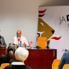 José Antonio Diez durante la reunión que mantuvo con las asociaciones de vecinos. PSOE DE LEÓN
