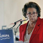 La alcaldesa y candidata del PP en Valencia, Rita Barberá, este miércoles en un desayuno informativo.