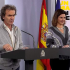Fernando Simón y María José Rallo, en la comparecencia de ayer. JOSÉ MARÍA CUADRADO