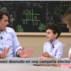 Albert Rivera, con su 'mini-doble', en el programa de Tele 5 '26J: quiero gobernar'.