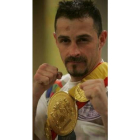 Moreira, con el cinturón de campeón de España superligero