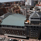 Imagen del edificio del teatro Emperador desde la terraza del Conde Luna.