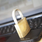 Cada vez más terroristas usan Internet para atentar.