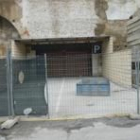 La entrada al aparcamiento de la plaza Mayor por Caño Badillo está cerrada desde hace cuatro meses