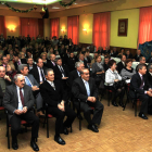Acto de la entrega de medallas de La Obrera a otros socios .
