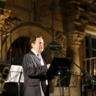 Alejandro Valderas disertó en el marco de la plaza Mayor, donde hoy se colocará una placa