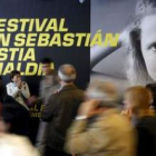 Vista del público saliendo de una de las películas de la 58ª edición del Festival.