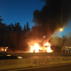 Arde un autobús interurbano en el carril Bus-VAO de la A.6, Madrid.