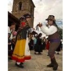 Los bailes tradicionales también estuvieron presentes durante la romería