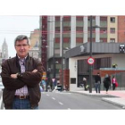 El candidato socialista a la Alcaldía de León escogió la prolongación de Ordoño, junto a la estación