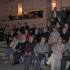 Los vecinos acudieron masivamente al encuentro con el alcalde